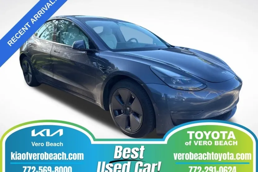 2021 Tesla Model 3 Long Range photo 1
