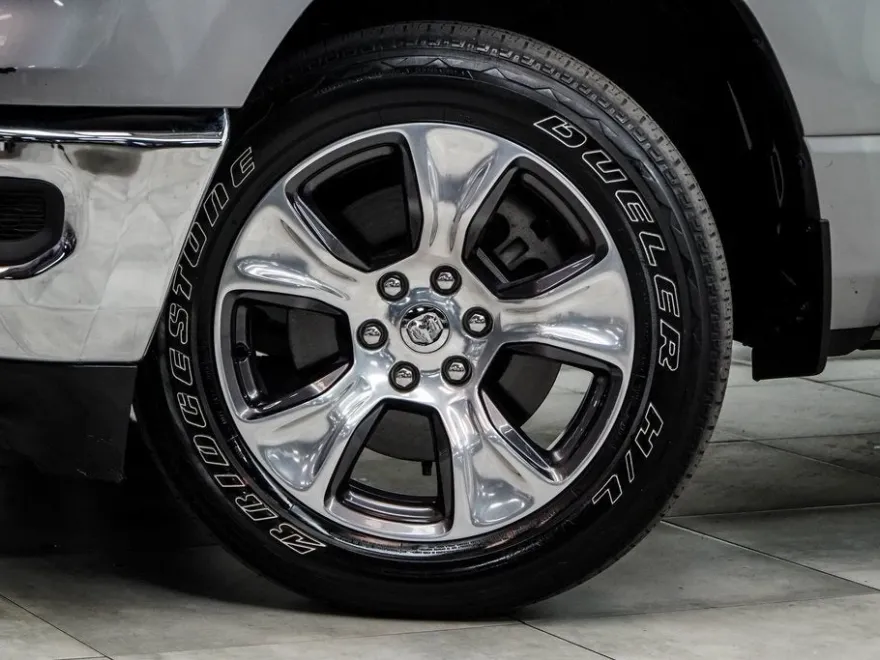 2024 Ram 1500 Laramie photo 1