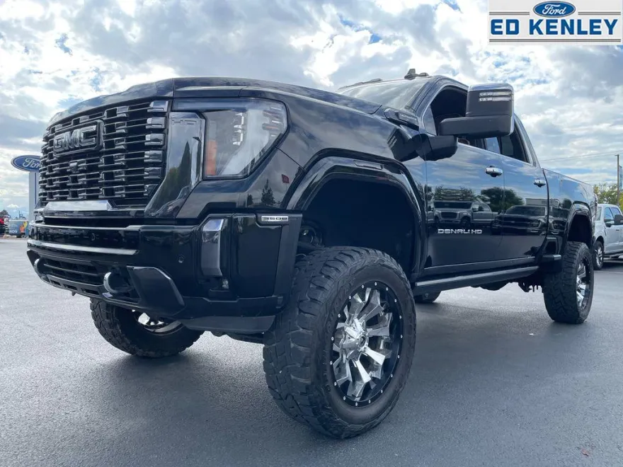 2024 Gmc Sierra HD Denali Ultimate photo 1
