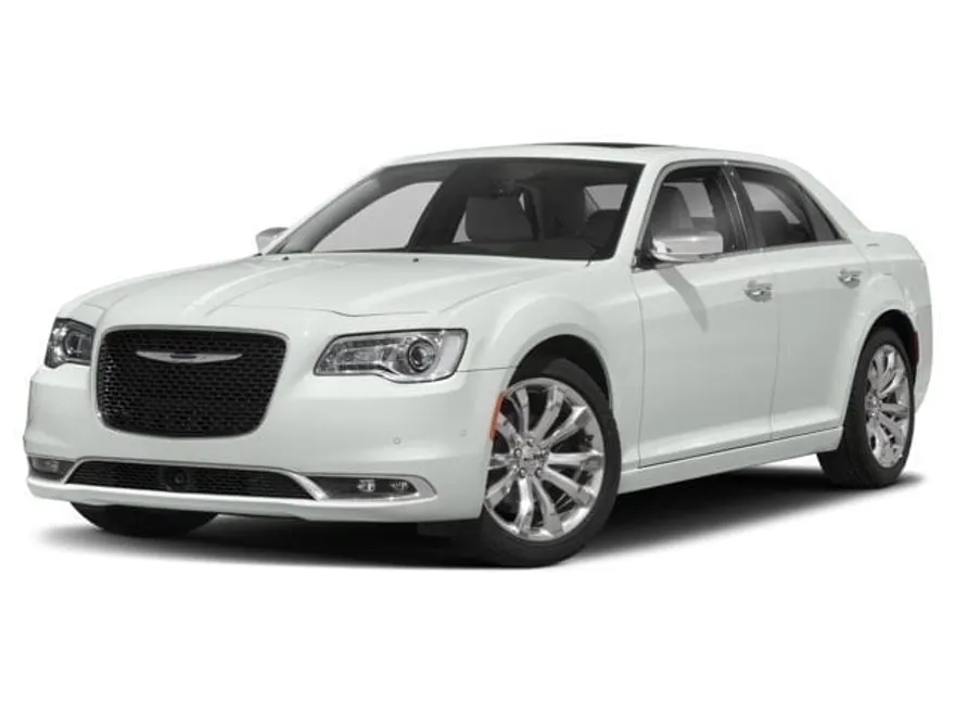 2018 Chrysler 300 Touring L photo 1