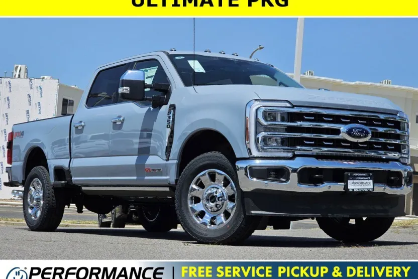 2025 Ford F-350 Lariat photo 1