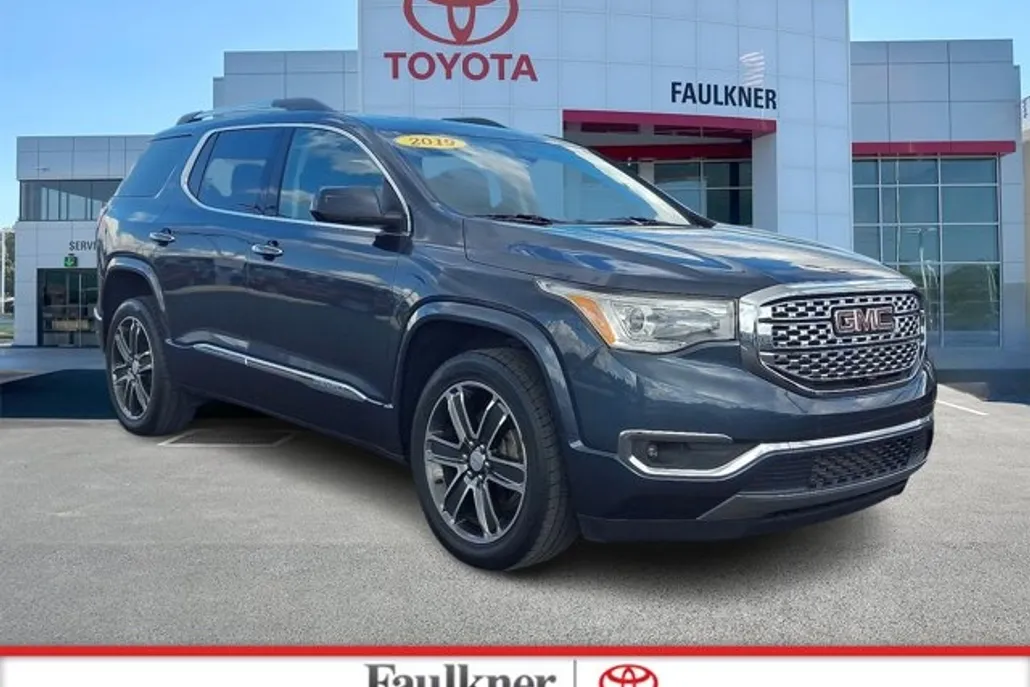 2019 Gmc Acadia Denali photo 1