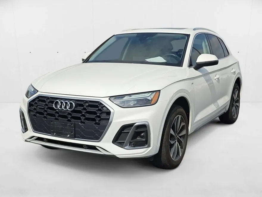 2022 Audi Q5 S line Premium Plus photo 1