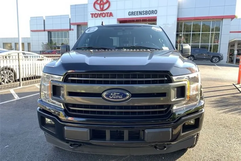 2020 Ford F-150 XLT photo 1