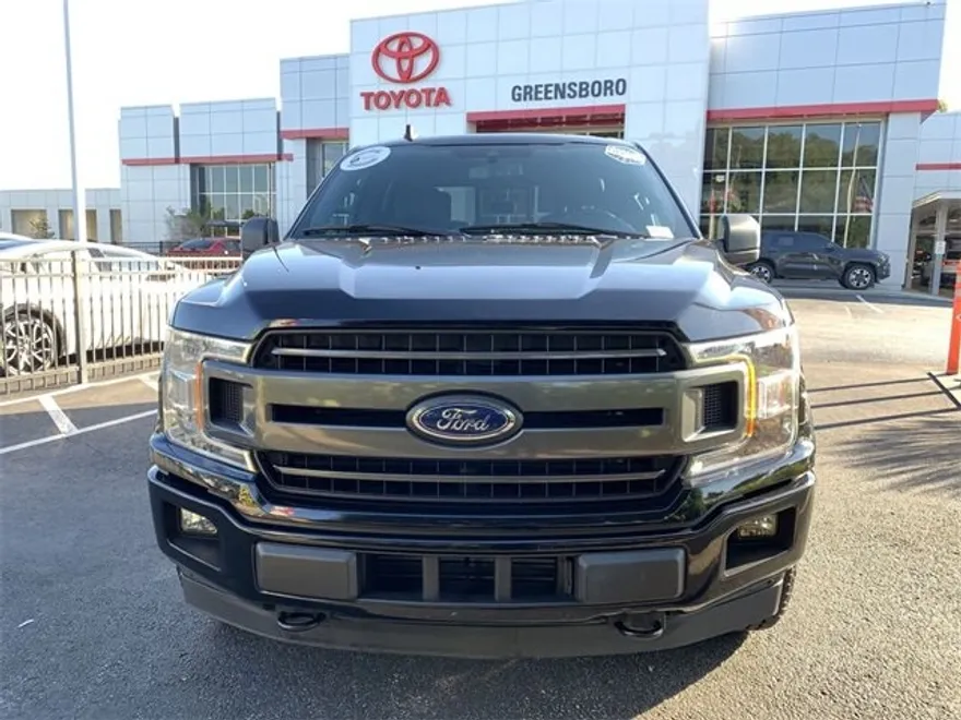 2020 Ford F-150 XLT photo 1