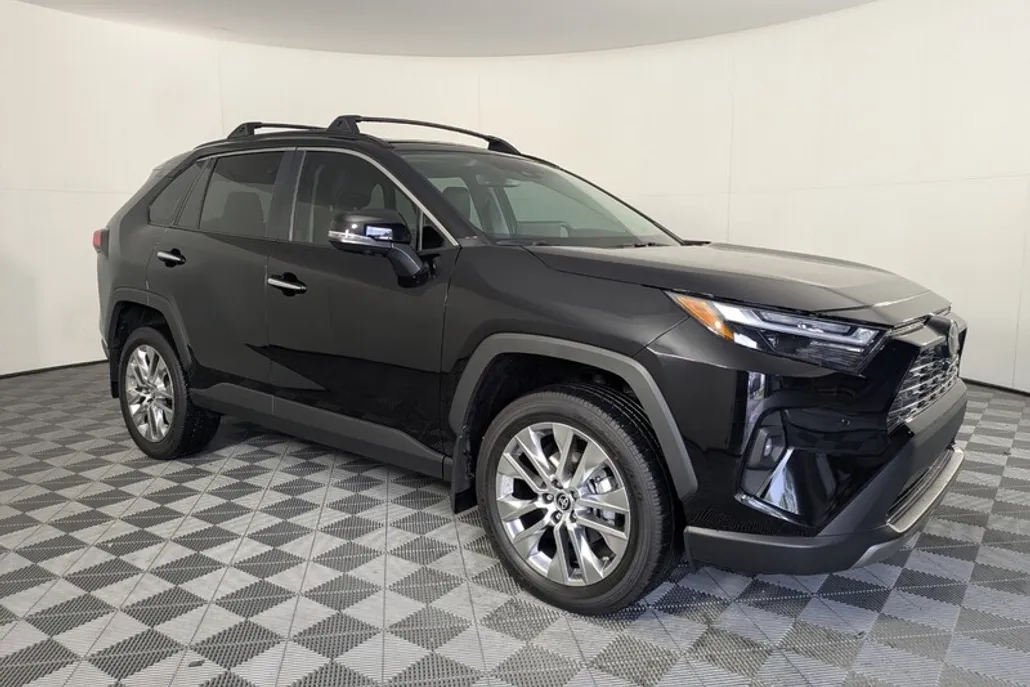2025 Toyota RAV4 Limited photo 1