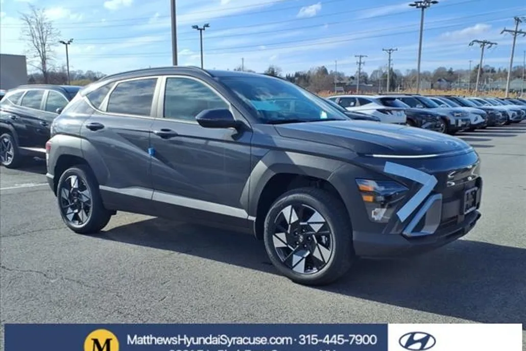 2025 Hyundai Kona SEL photo 1