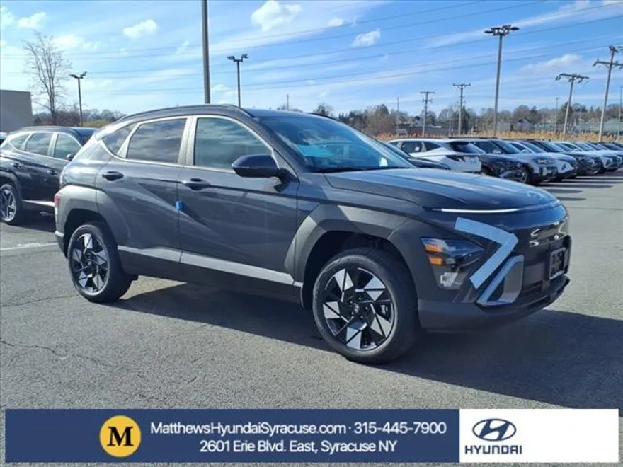 2025 Hyundai Kona SEL photo 1