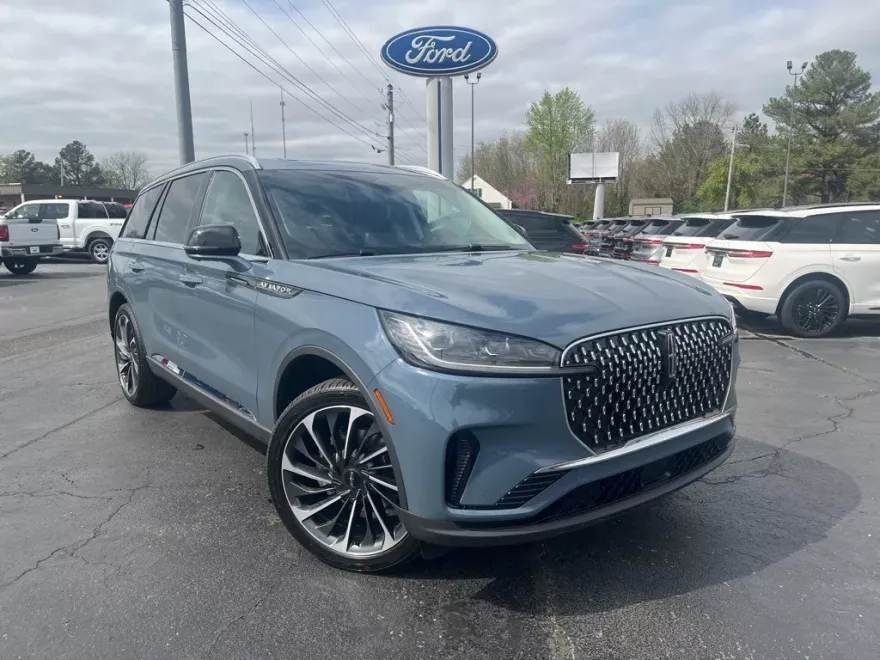 2025 Lincoln Aviator Reserve photo 1
