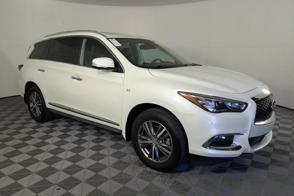 2020 Infiniti QX60 Luxe photo 1