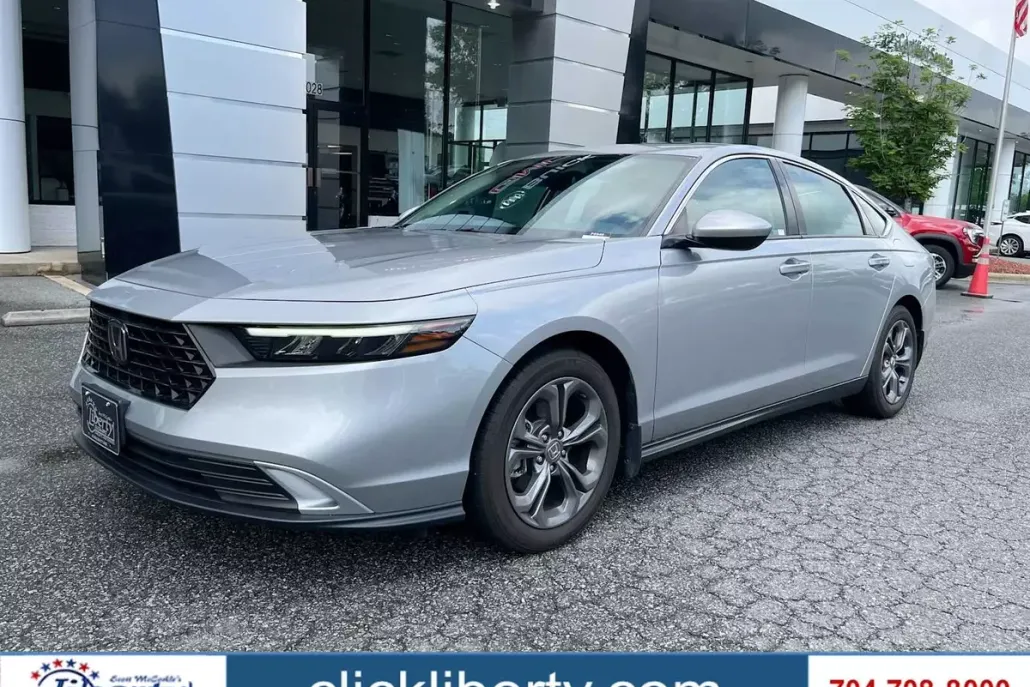 2023 Honda Accord EX photo 1