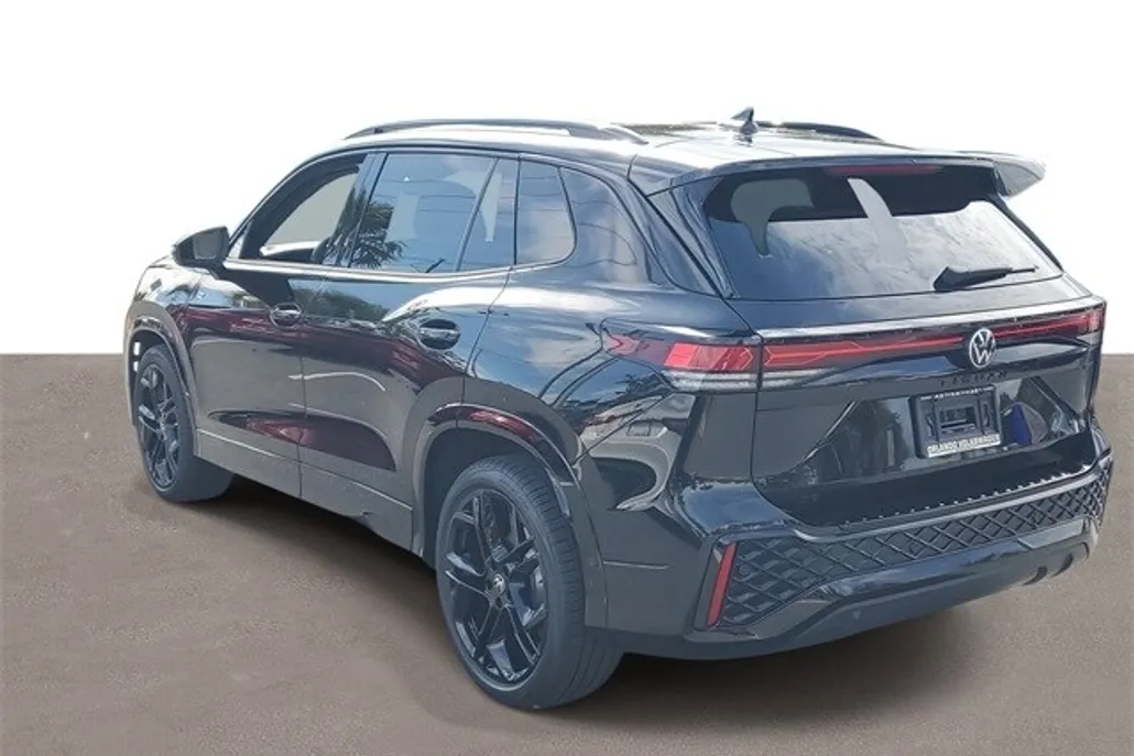2025 Volkswagen Tiguan SE R-Line Black photo 1