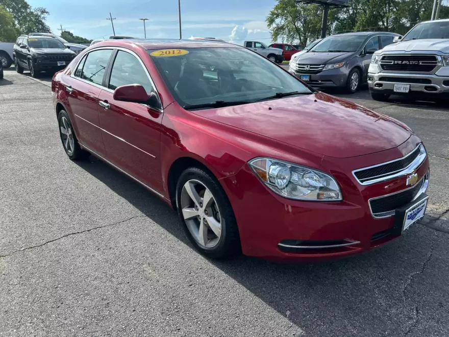 2012 Chevrolet Malibu 2LT photo 1