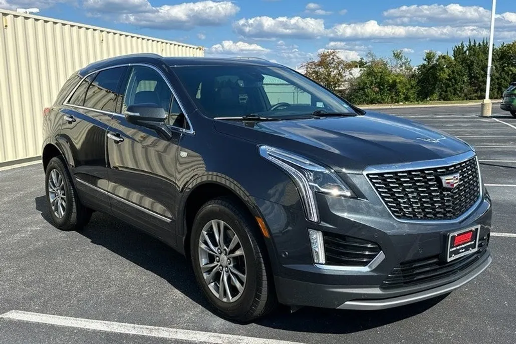 2021 Cadillac XT5 Premium Luxury photo 1