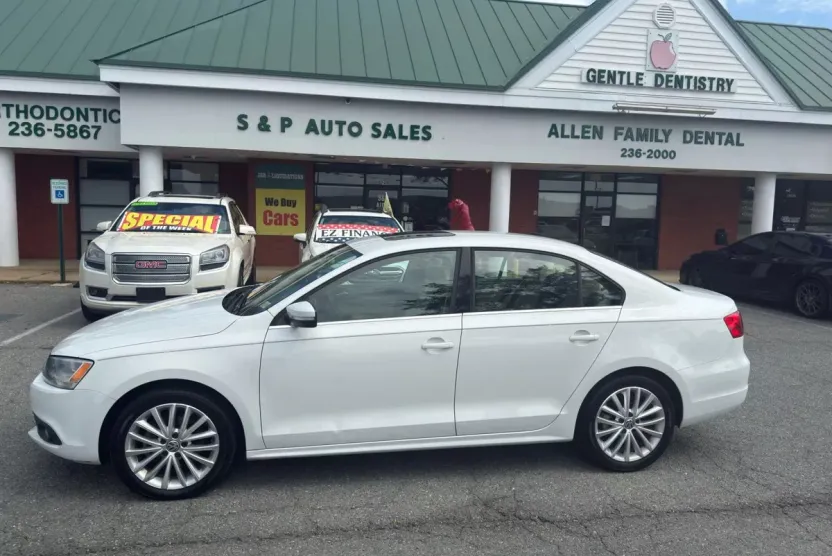 2014 Volkswagen Jetta 1.8T SEL photo 1