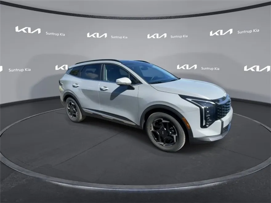 2026 Kia Sportage EX photo 1