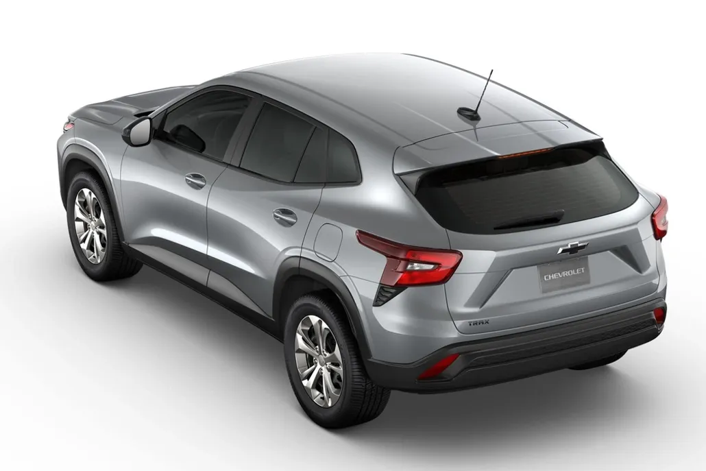 2025 Chevrolet Trax LS photo 1