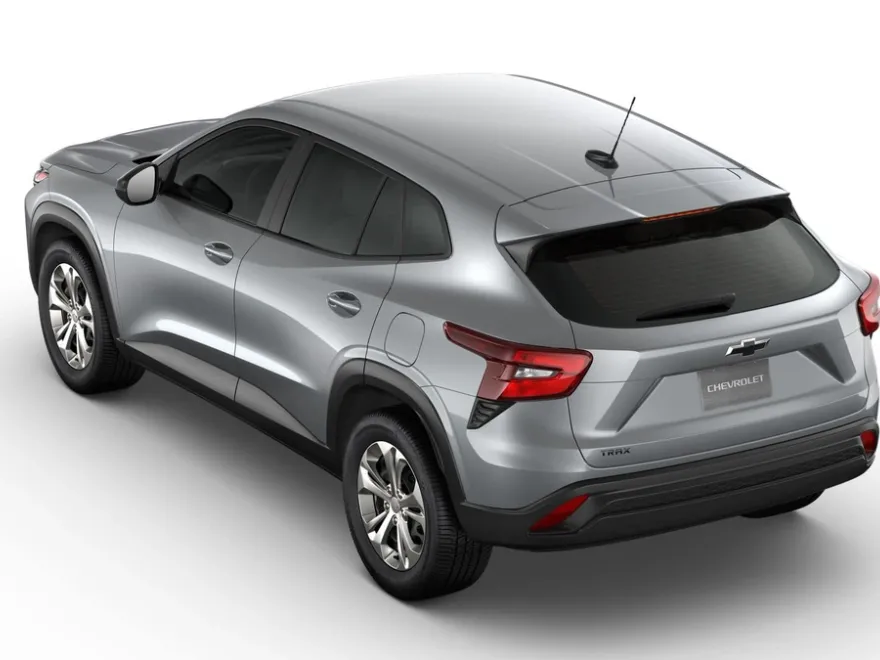 2025 Chevrolet Trax LS photo 1