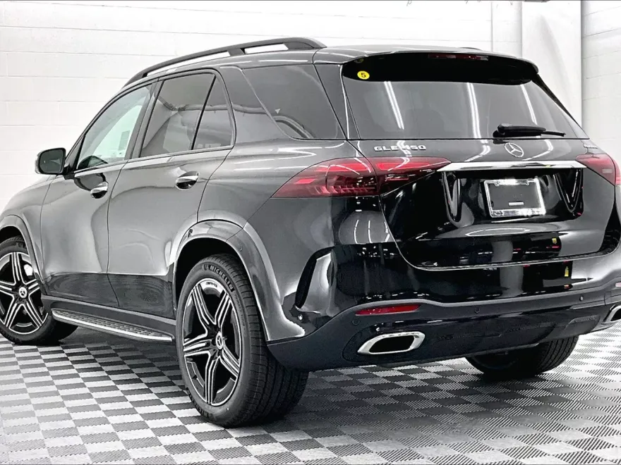 2026 Mercedes Benz GLE 450 4MATIC photo 1