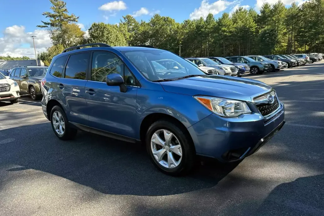 2016 Subaru Forester Limited photo 1