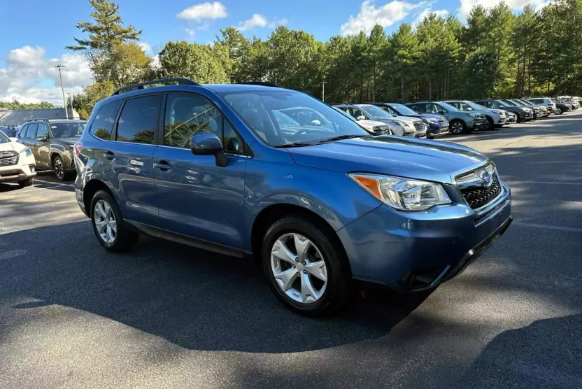 2016 Subaru Forester Limited photo 1