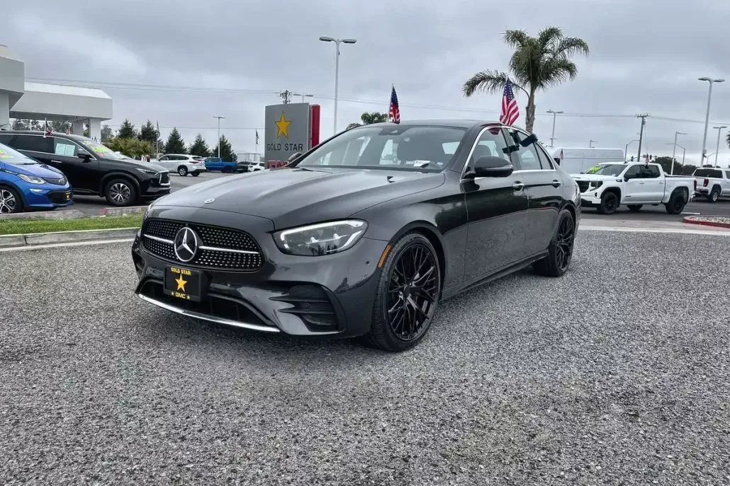 2022 Mercedes Benz E 350 photo 1