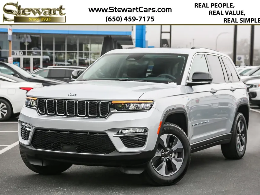 2022 Jeep Cherokee Limited 4xe photo 1