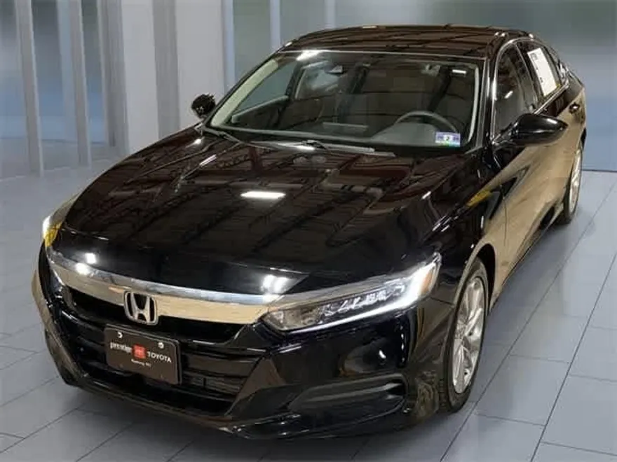2019 Honda Accord LX photo 1