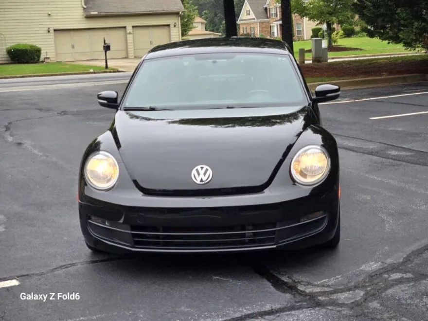 2013 Volkswagen Beetle 2.5L photo 1
