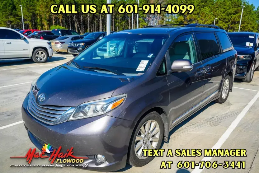 2015 Toyota Sienna Limited photo 1