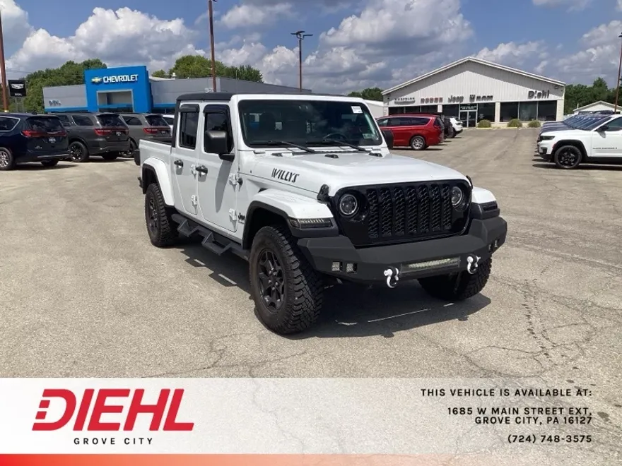 2021 Jeep Gladiator Willys photo 1