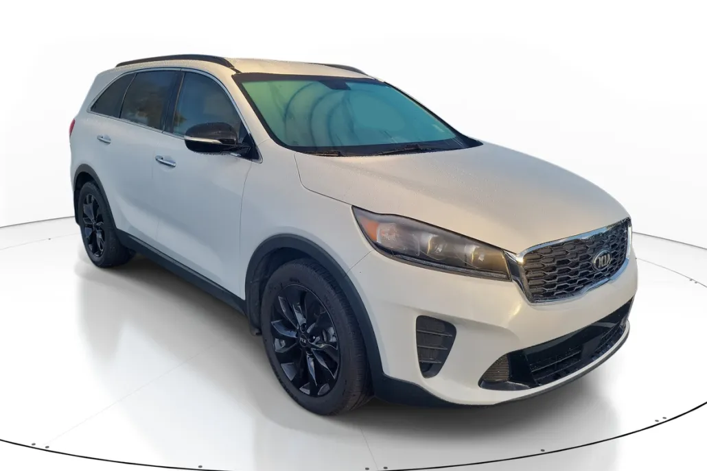 2020 Kia Sorento S V6 photo 1