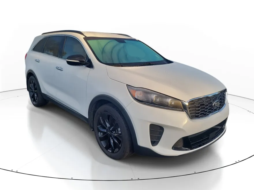 2020 Kia Sorento S V6 photo 1