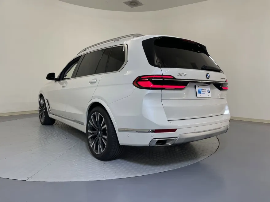 2024 Bmw X7 xDrive40i photo 1