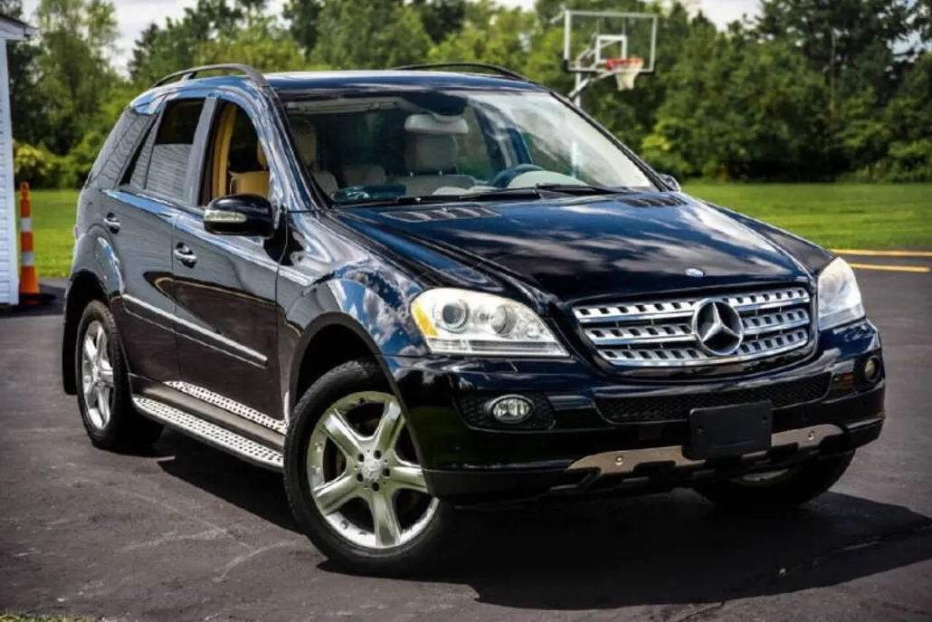 2008 Mercedes Benz ML 320 CDI photo 1