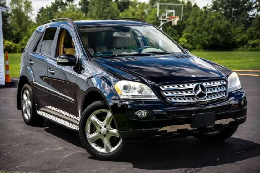 2008 Mercedes Benz ML 320 CDI photo 1