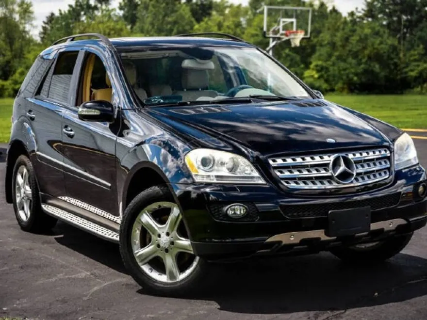 2008 Mercedes Benz ML 320 CDI photo 1