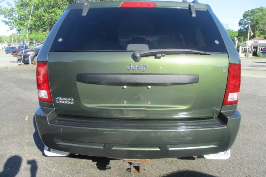 2008 Jeep Grand Cherokee Laredo photo 1