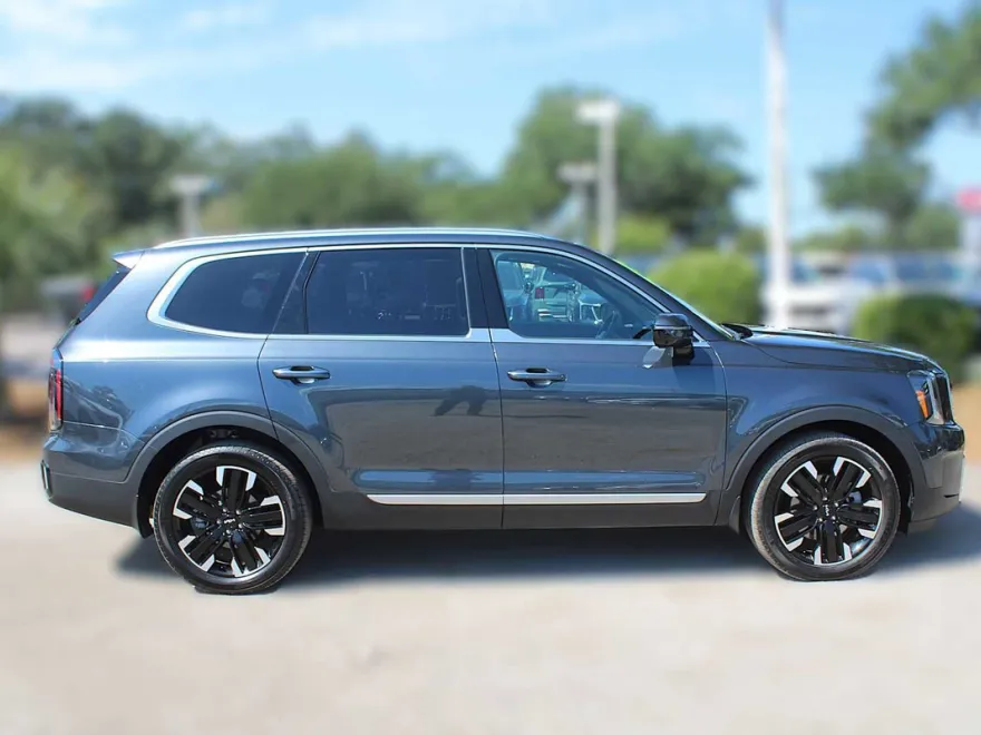 2023 Kia Telluride SX Prestige photo 1