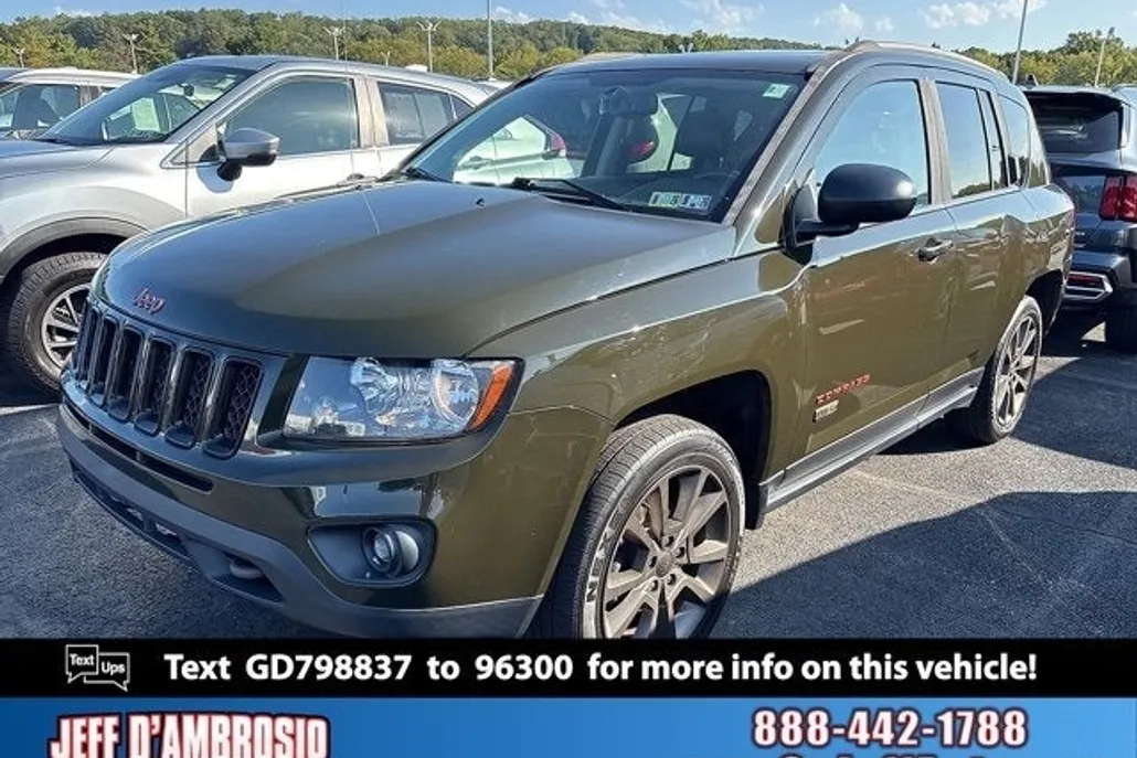 2016 Jeep Compass Sport photo 1