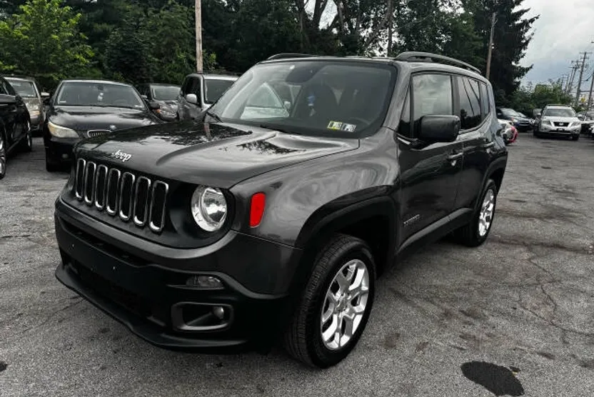 2018 Jeep Renegade Latitude North Edition photo 1