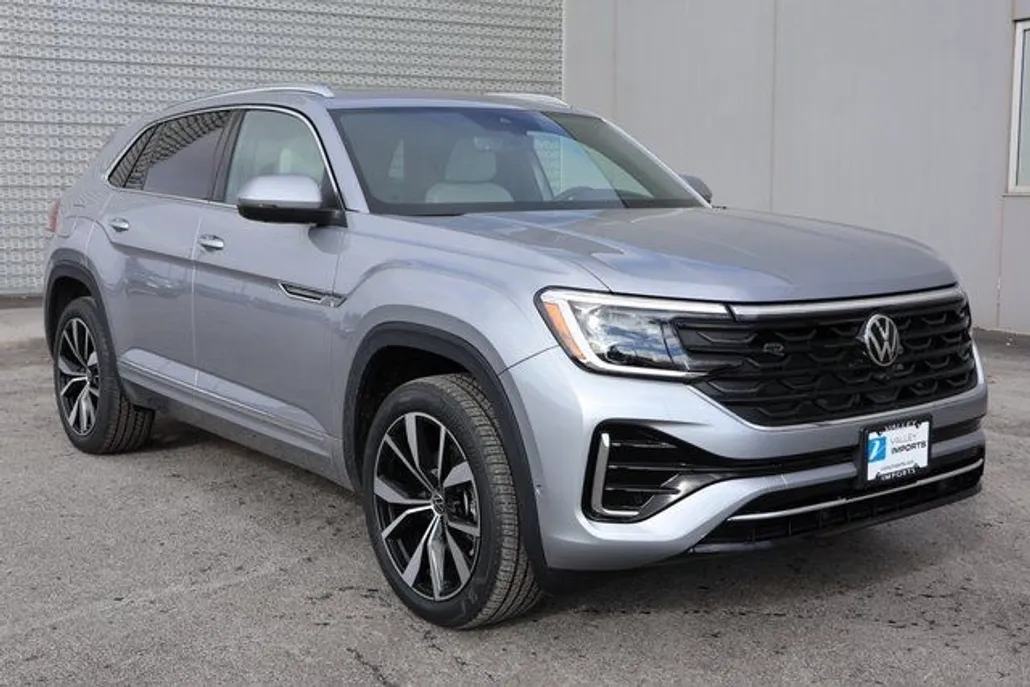 2025 Volkswagen Atlas Cross Sport SEL Premium R-Line photo 1