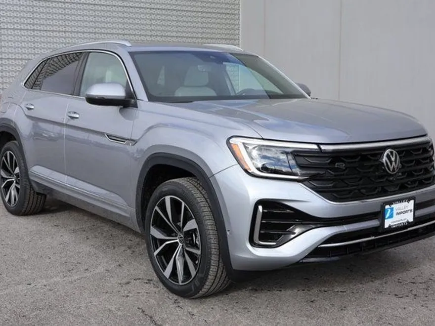2025 Volkswagen Atlas Cross Sport SEL Premium R-Line photo 1