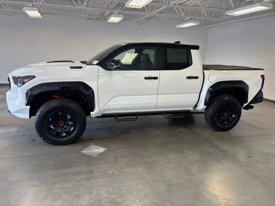 2024 Toyota Tacoma TRD Pro photo 1