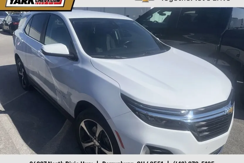2022 Chevrolet Equinox LT photo 1