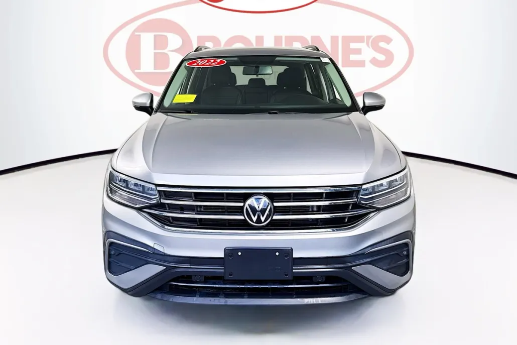 2022 Volkswagen Tiguan S photo 1