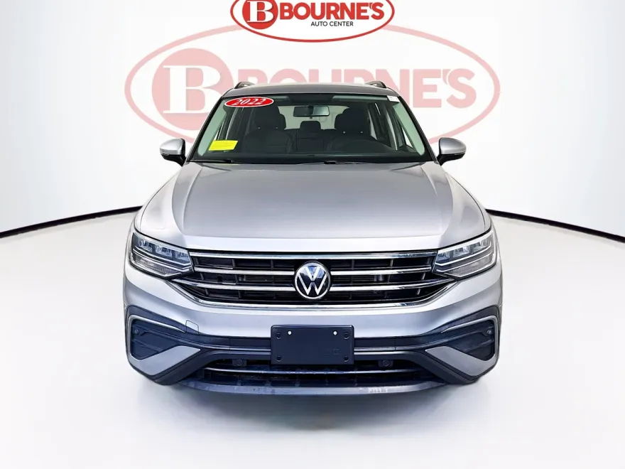 2022 Volkswagen Tiguan S photo 1