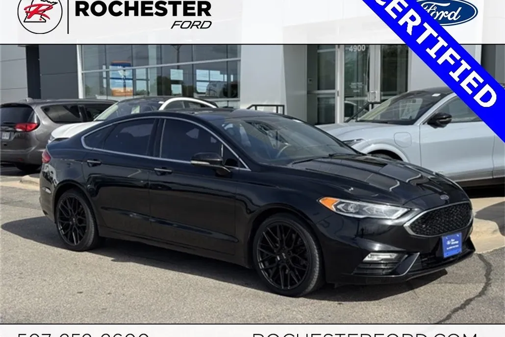 2017 Ford Fusion Sport photo 1