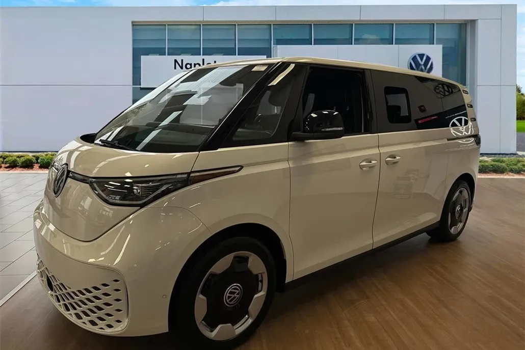 2025 Volkswagen ID. Buzz Pro S photo 1