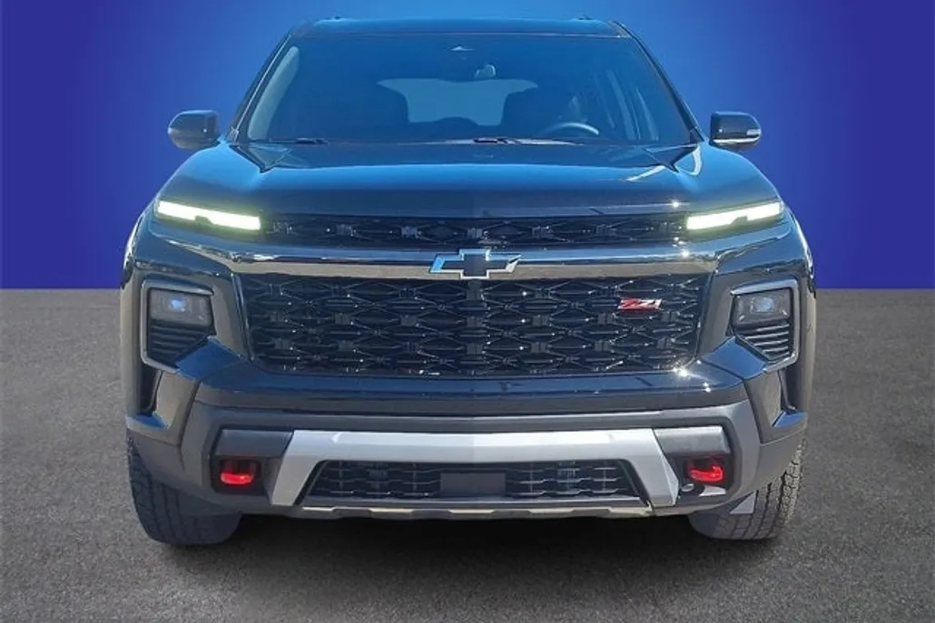 2026 Chevrolet Traverse Z71 photo 1